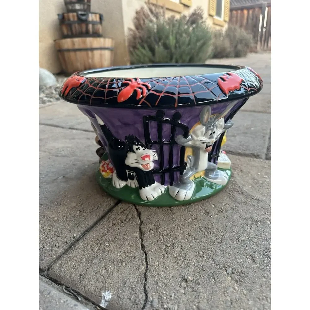 Looney Tunes Halloween Ceramic Warner Bros. Studio Store 1999 Candy Bowl